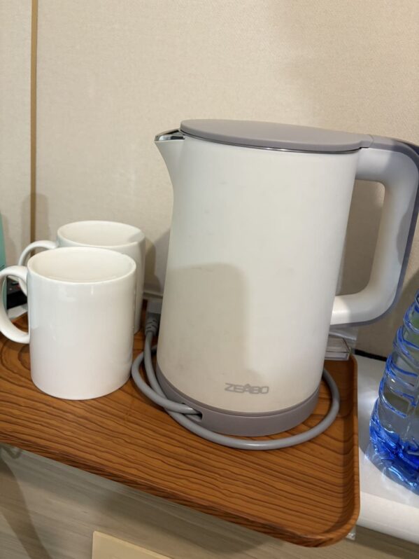 ホテルの室内にあった湯沸かし器